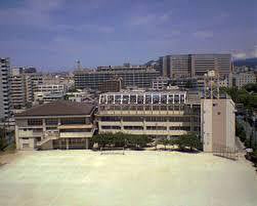 北九州市立千代中学校まで1797m