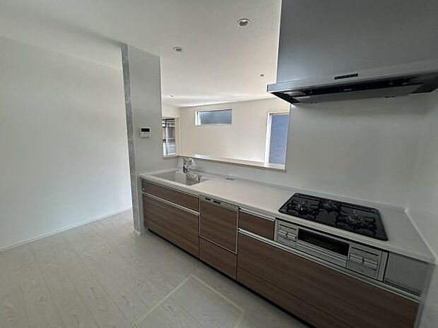 ゆとりあるキッチンで料理も楽しくなるはず