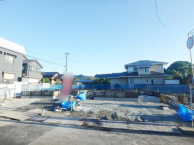 現在建築中です！