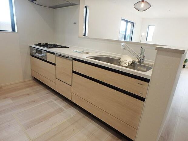 ゆとりあるキッチンで料理も楽しくなるはず