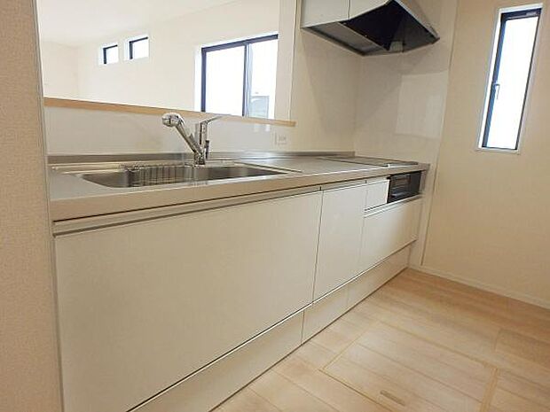 ゆとりあるキッチンで料理も楽しくなるはず