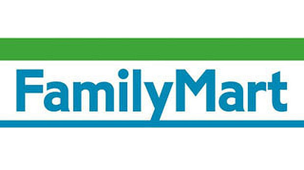 ファミリーマート八幡香月西店まで771m