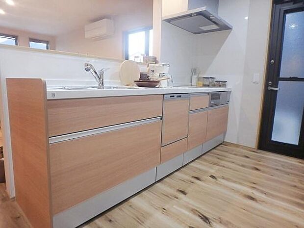 ゆとりあるキッチンで料理も楽しくなるはず