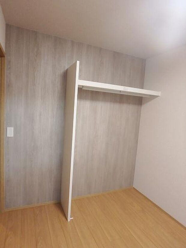 収納があるので部屋を広く使えます！