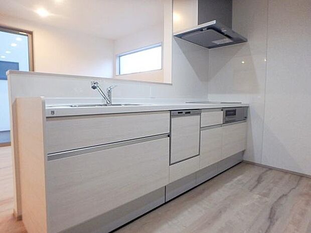 ゆとりあるキッチンで料理も楽しくなるはず