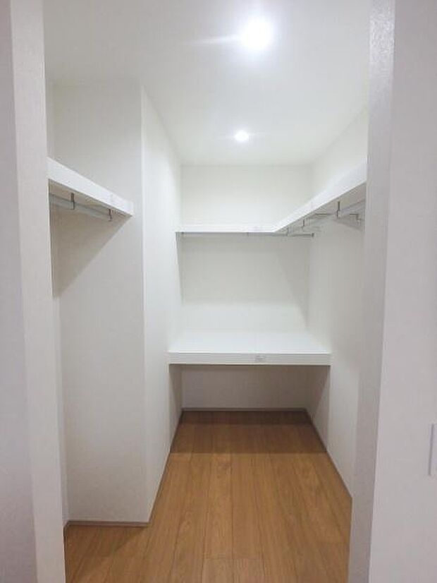 大容量のウォークインクローゼット！