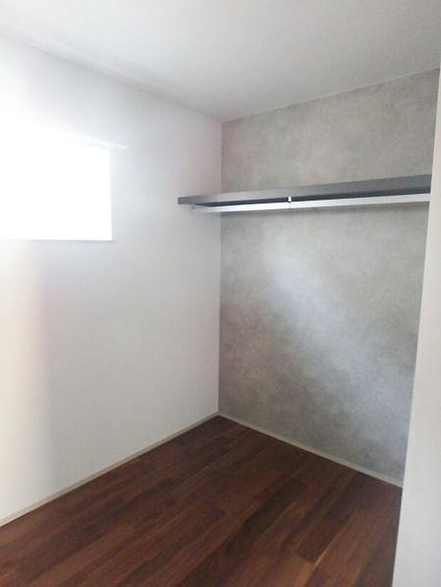 収納があるので部屋を広く使えます！