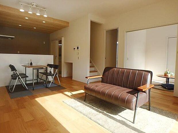 リビングを中心とした家族団らんのLDK