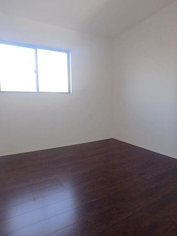 1階洋室!趣味の部屋などに!