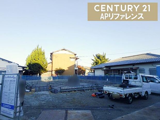 現在建築中です!