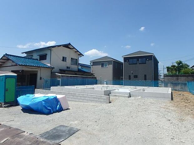 現在建築中です！