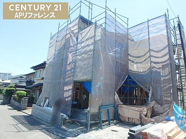 現在建築中です！
