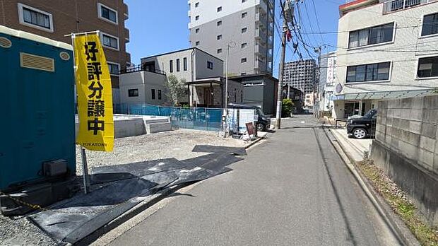 車通りも少ない前面道路!