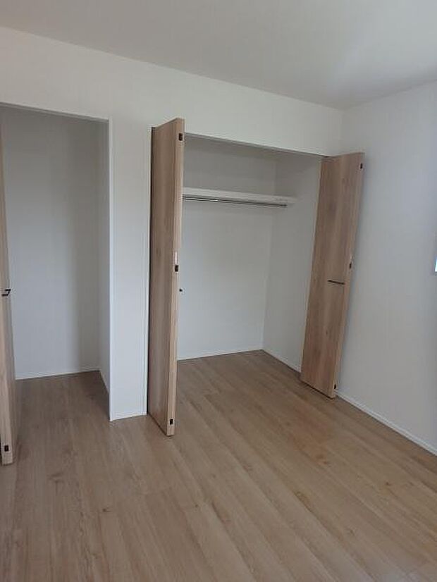 収納があるので部屋を広く使えます！
