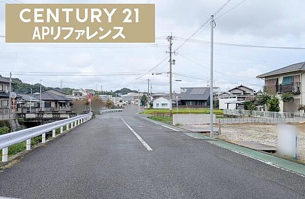 前面道路6ｍ以上！ゆとりあります！