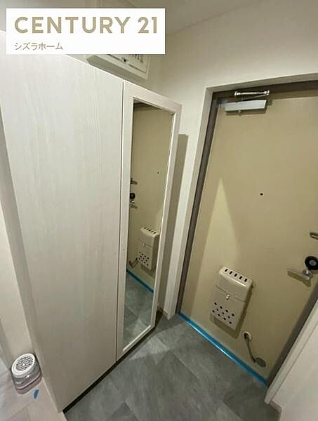 玄関を拡大表示