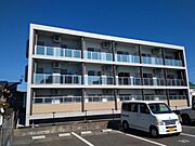 宮崎神宮駅より徒歩4分 築5年5ヶ月 3階建の賃貸物件