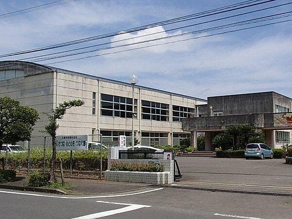 宮崎市立久峰中学校まで1490m