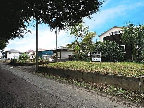 広々とした前面道路です！
