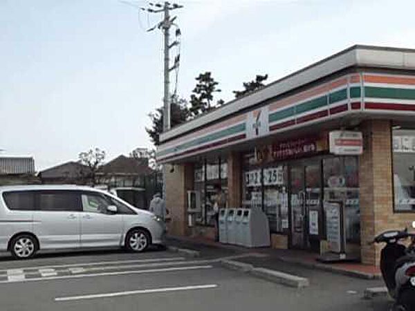 セブンイレブン加古川別府新野辺店まで439m