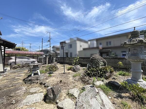 南道路に面し陽当り良好♪