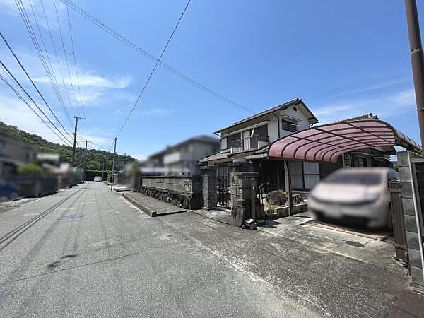 南道路に面し陽当り良好♪