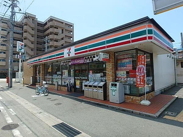 セブンイレブン加古川尾上長田店まで745m