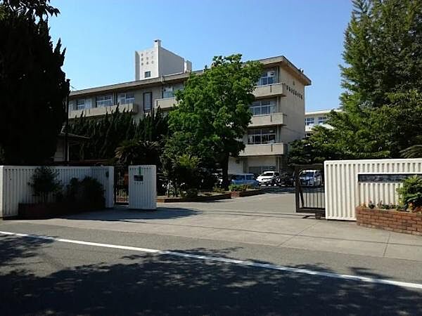 高砂市立荒井中学校まで750m