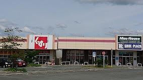 スギ薬局加古川店まで300m