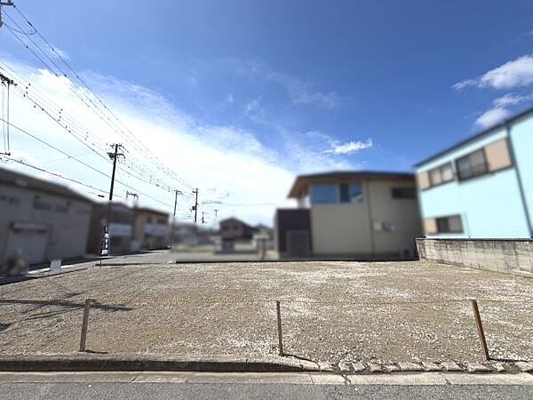 敷地面積約66坪で広々♪