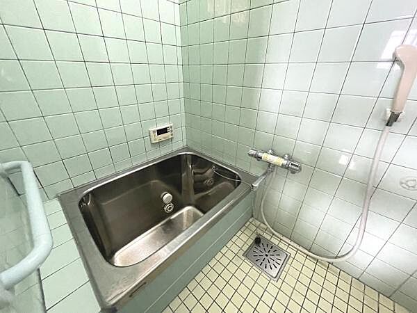 浴室を拡大表示