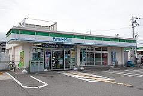 ファミリーマート別府北店まで388m