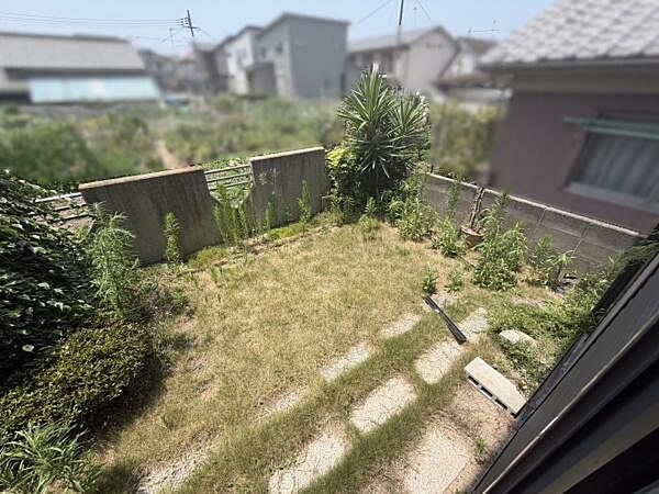 敷地52坪以上！庭付き♪