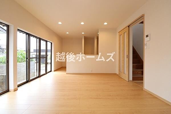 外観：315000033003