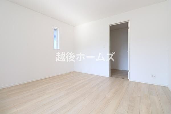 全室にクローゼット完備、収納が豊富で使いやすい間取りになっています
