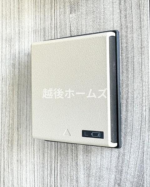 玄関扉には開錠ラクラクのスマートキーを搭載♪鍵の閉め忘れも安心のオートロック機能（設定による）