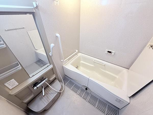 apartment 北海道帯広市西六条南１６丁目
地図を見る