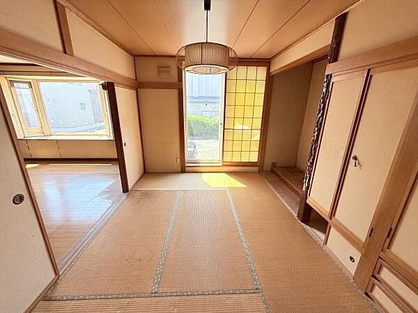 detached 北海道帯広市西十六条南３０丁目
地図を見る