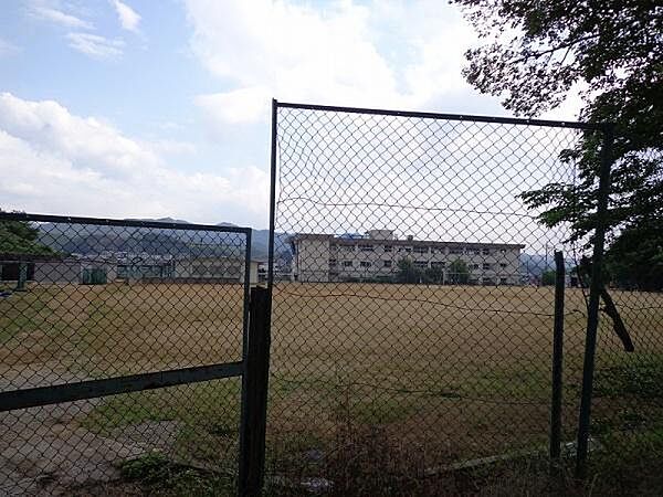 高取町立高取中学校まで1801m