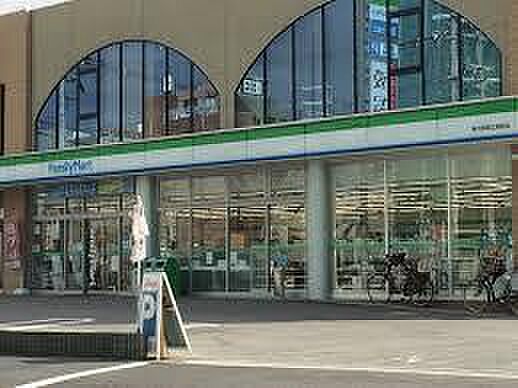 ファミリーマート東大阪若江南町店まで508m
