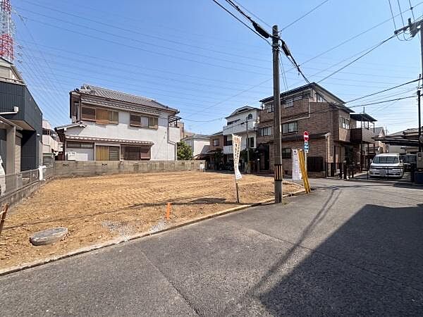 【現地】南西角地につき陽当り通風良好！※ＡＩを使用し編集した画像です。細部設備については一部描写が不足している箇所がございますので、あらかじめご了承ください。