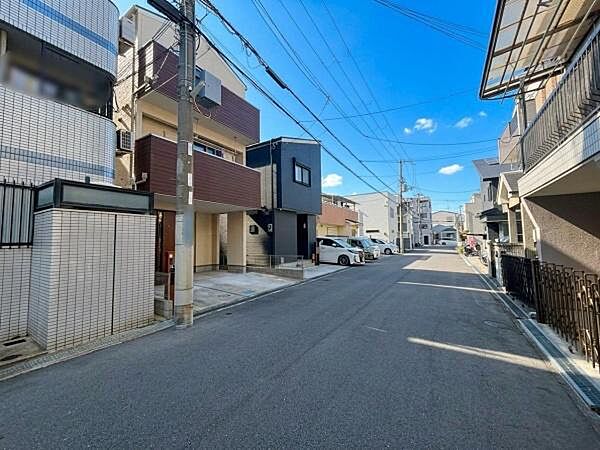 【前面道路】東側　約6.2ｍ※ＡＩを使用し編集した画像です。細部設備については一部描写が不足している箇所がございますので、あらかじめご了承ください。