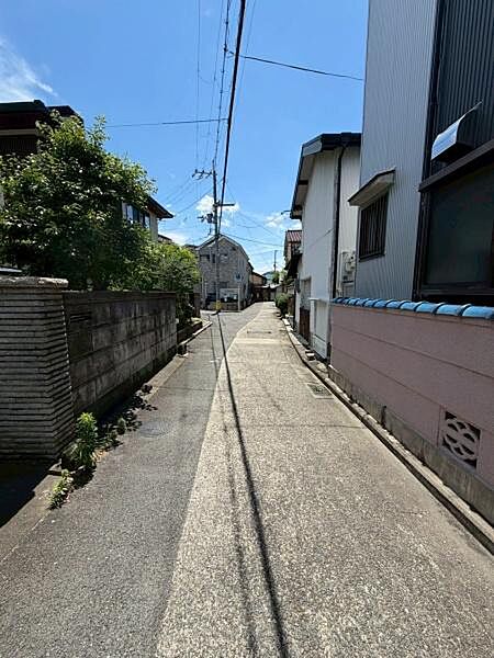 【前面道路】南側道路　調査中