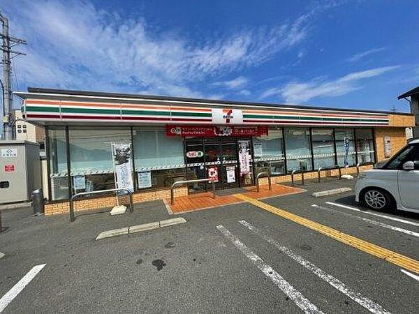 セブンイレブン東大阪中小阪5丁目店まで941m