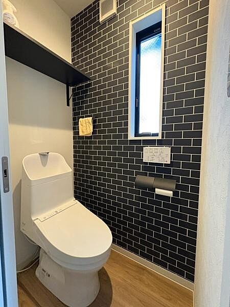 【トイレ】1階・2階にトイレが設置されており、家族で使い分けもできます。