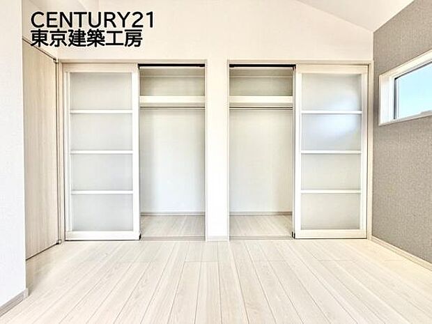 ゆったりとした空間となるよう居室に収納スペースを用意し、快適にお過ごしいただけます♪