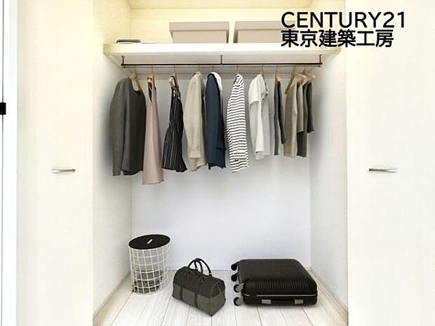 【同仕様：家具はCGにてレイアウト】ゆったりとした空間となるよう居室に収納スペースを用意し、快適にお過ごしいただけます♪