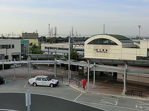 新三郷駅(JR 武蔵野線)まで1272m