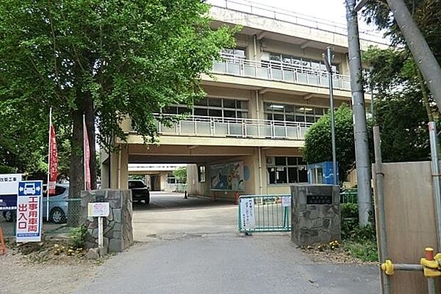 取手市立永山小学校まで1055m