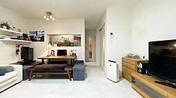 大阪市平野区加美正覚寺1丁目 4LDKのリビング/ダイニング